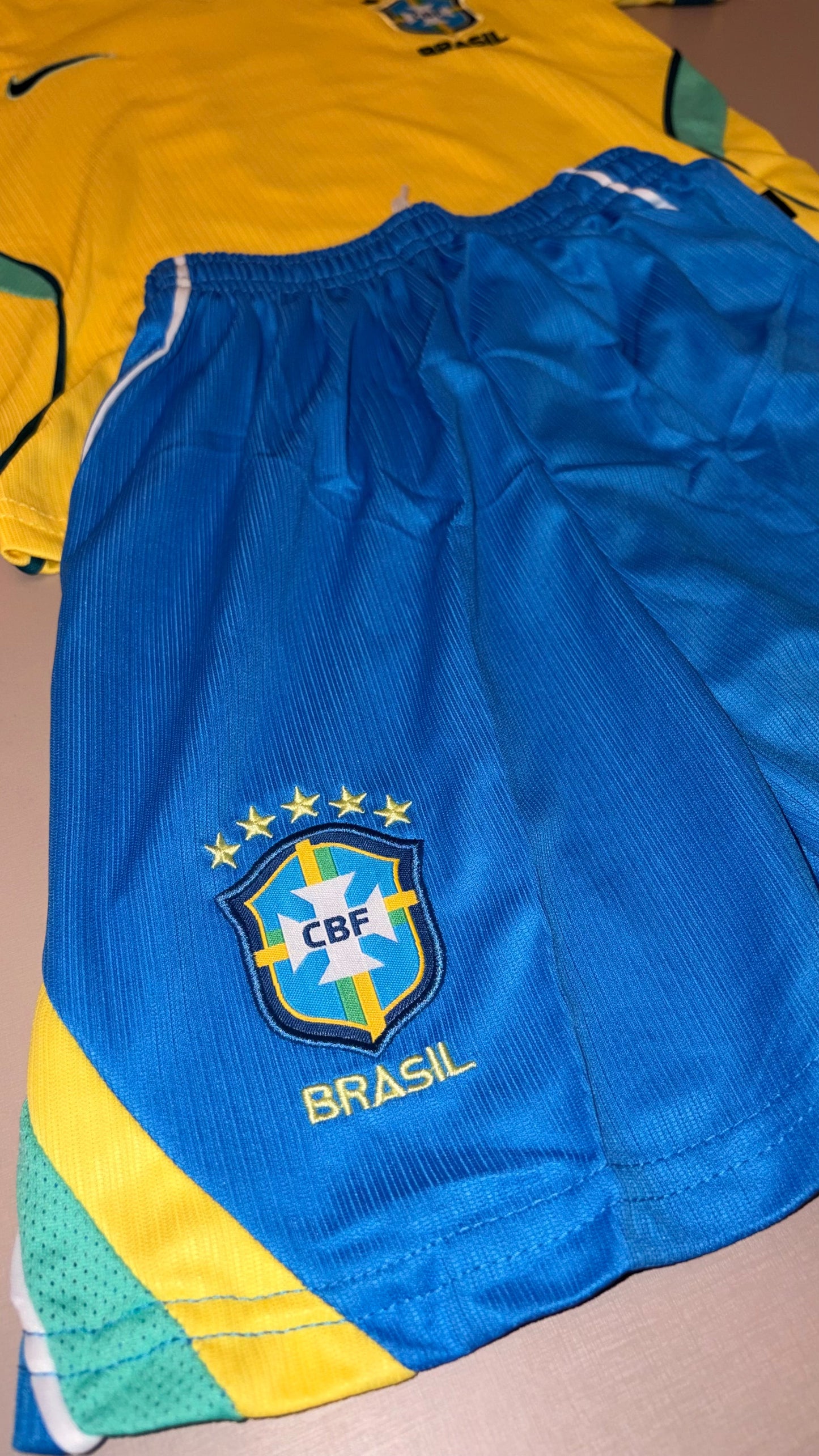 Brasil Amarelo Kit Infantil 26/27
